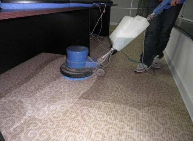 鄭州玻璃(lí)幕牆清洗 鄭州(zhōu)玻璃幕(mù)牆清(qīng)洗