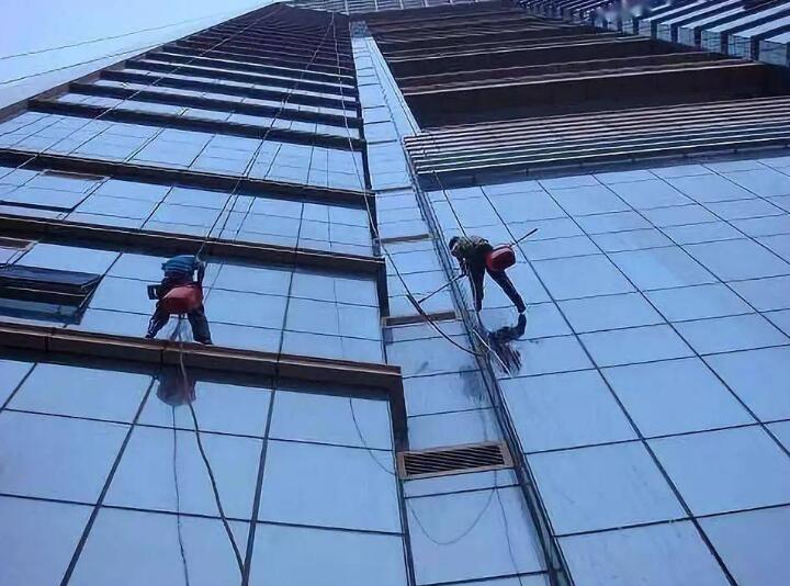 鄭州玻璃幕牆清洗 鄭州(zhōu)玻璃幕牆清洗
