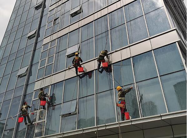 鄭州外牆清(qīng)洗 鄭州外牆清洗